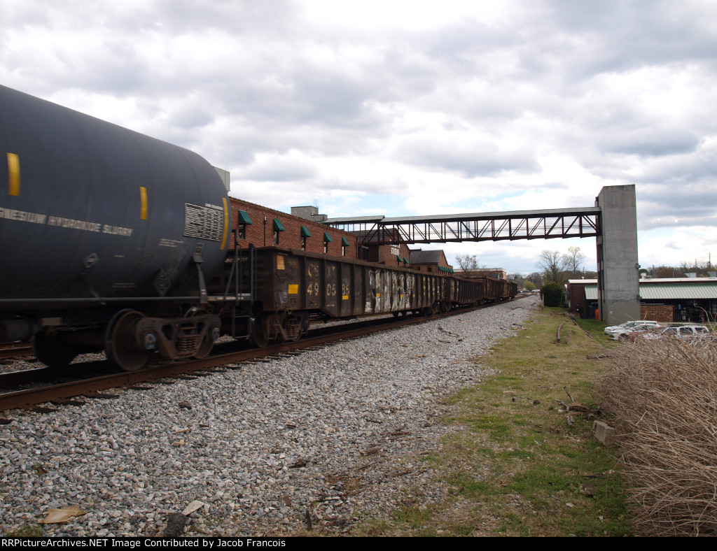 CSXT 490585